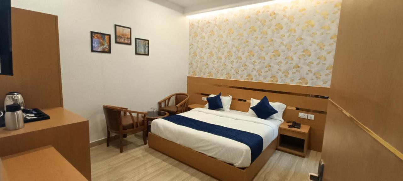 Hotel Royal Casa Lucknow Zewnętrze zdjęcie