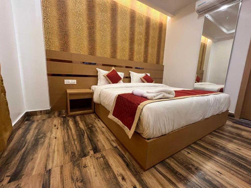 Hotel Royal Casa Lucknow Zewnętrze zdjęcie